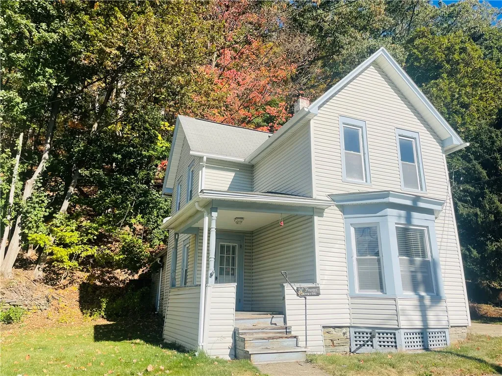 46 Glen Avenue, Hornell, New York 14843, Hornell, New York 14843, 2 Bedrooms Bedrooms, 8 Rooms Rooms,1 BathroomBathrooms,Residential,Closed,46 Glen Avenue, Hornell, New York 14843,0,R1643918