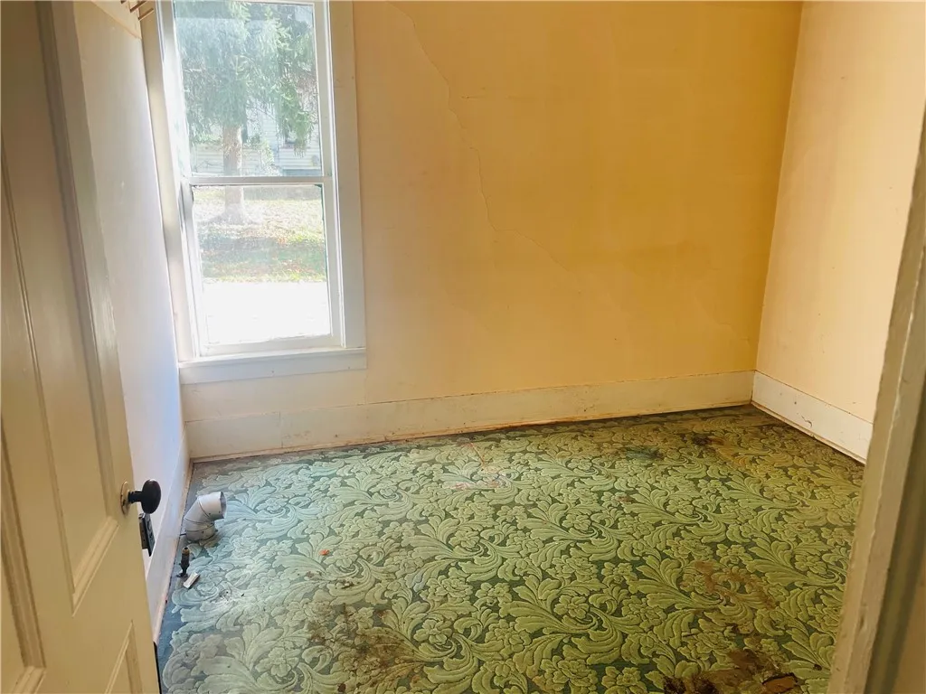 46 Glen Avenue, Hornell, New York 14843, Hornell, New York 14843, 2 Bedrooms Bedrooms, 8 Rooms Rooms,1 BathroomBathrooms,Residential,Closed,46 Glen Avenue, Hornell, New York 14843,0,R1643918