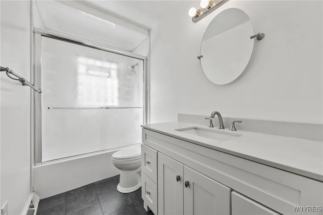 213 Brighton Road, Tonawanda, New York 14150, Tonawanda, New York 14150, 3 Bedrooms Bedrooms, 5 Rooms Rooms,1 BathroomBathrooms,Residential,For Sale,213 Brighton Road, Tonawanda, New York 14150,0,B1643949