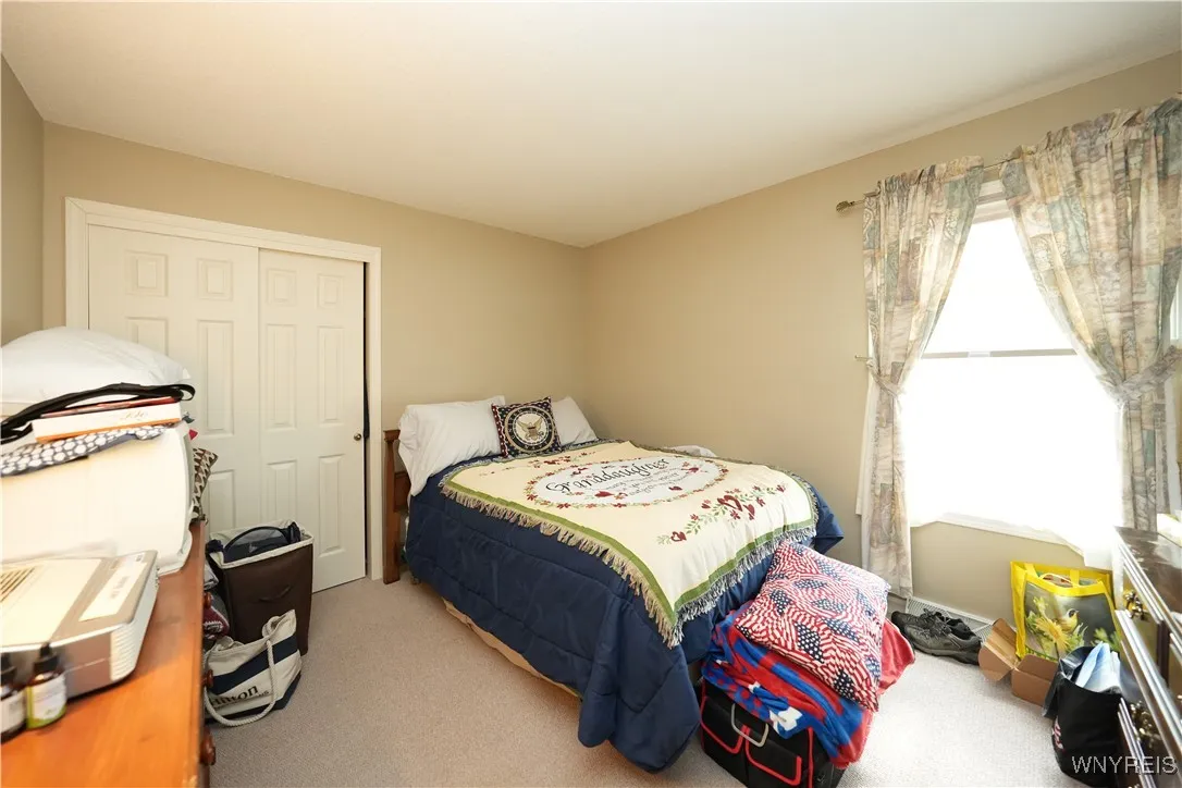 9 Winfield Drive, West Seneca, New York 14224, West Seneca, New York 14224, 2 Bedrooms Bedrooms, 7 Rooms Rooms,2 BathroomsBathrooms,Residential,For Sale,9 Winfield Drive, West Seneca, New York 14224,0,B1643585