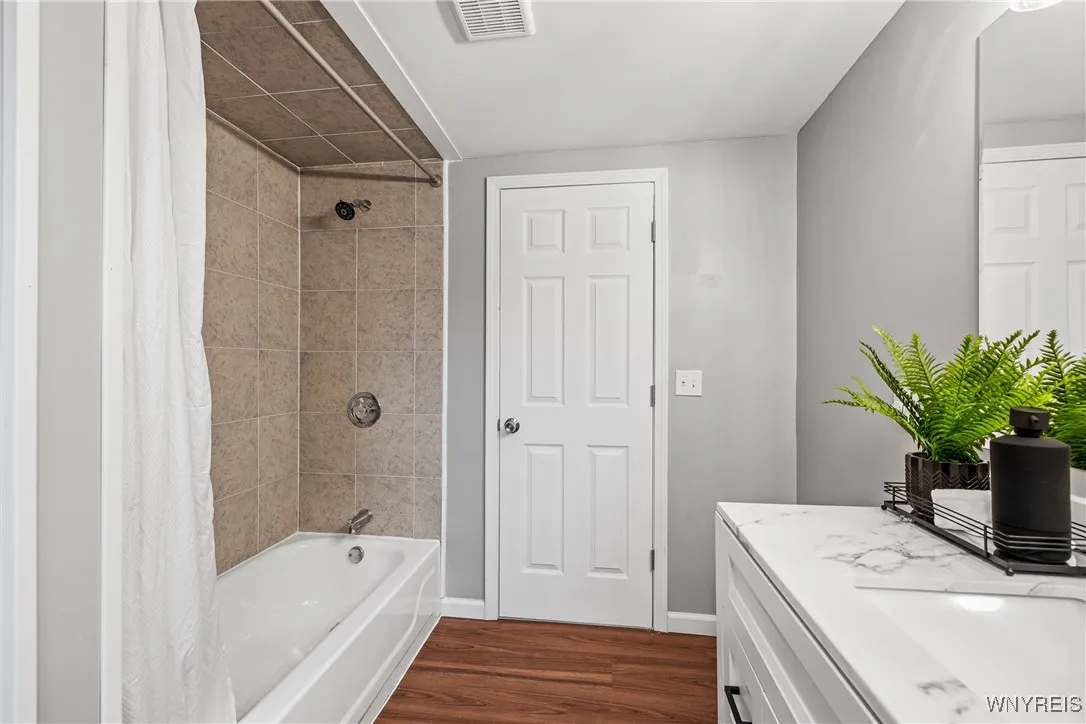 99 Margaret Road, Amherst, New York 14226, Amherst, New York 14226, 3 Bedrooms Bedrooms, 5 Rooms Rooms,2 BathroomsBathrooms,Residential,Closed,99 Margaret Road, Amherst, New York 14226,0,B1643966