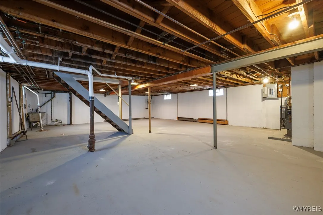 99 Margaret Road, Amherst, New York 14226, Amherst, New York 14226, 3 Bedrooms Bedrooms, 5 Rooms Rooms,2 BathroomsBathrooms,Residential,Closed,99 Margaret Road, Amherst, New York 14226,0,B1643966