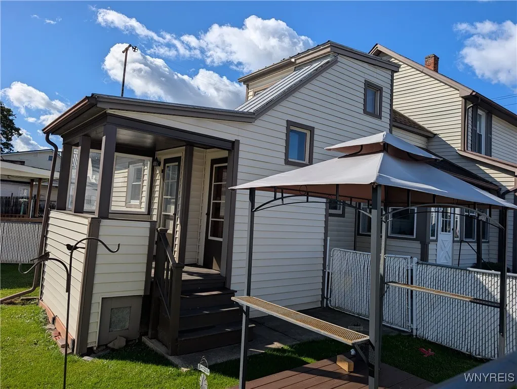 111 South 7th Street, Olean, New York 14760, Olean, New York 14760, 4 Bedrooms Bedrooms, ,2 BathroomsBathrooms,Residential,For Sale,111 South 7th Street, Olean, New York 14760,0,B1643563