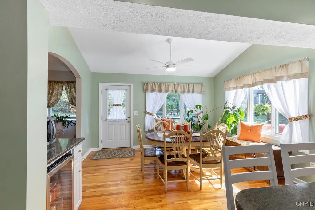 4844 Pembroke Drive, Manlius, New York 13104, Manlius, New York 13104, 4 Bedrooms Bedrooms, 8 Rooms Rooms,2 BathroomsBathrooms,Residential,Closed,4844 Pembroke Drive, Manlius, New York 13104,0,S1643793