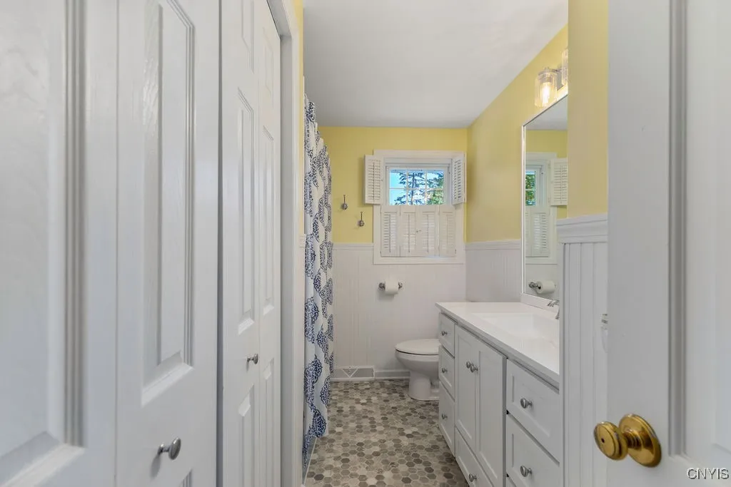 4844 Pembroke Drive, Manlius, New York 13104, Manlius, New York 13104, 4 Bedrooms Bedrooms, 8 Rooms Rooms,2 BathroomsBathrooms,Residential,Closed,4844 Pembroke Drive, Manlius, New York 13104,0,S1643793