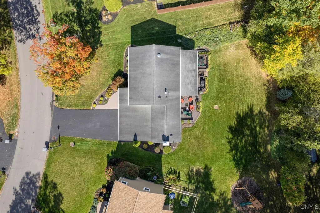 4844 Pembroke Drive, Manlius, New York 13104, Manlius, New York 13104, 4 Bedrooms Bedrooms, 8 Rooms Rooms,2 BathroomsBathrooms,Residential,Closed,4844 Pembroke Drive, Manlius, New York 13104,0,S1643793