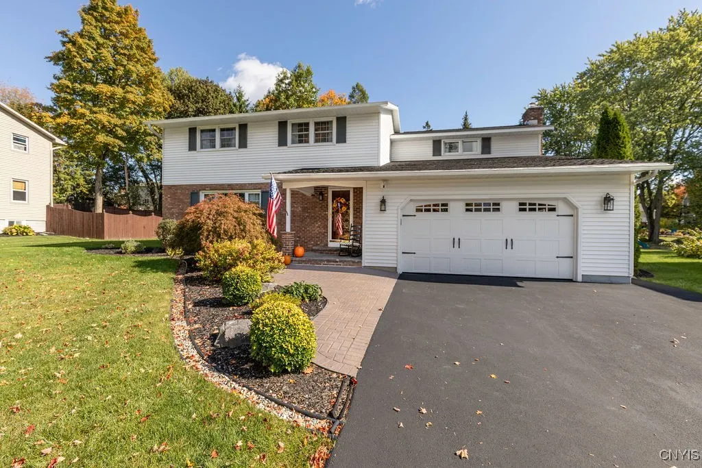 4844 Pembroke Drive, Manlius, New York 13104, Manlius, New York 13104, 4 Bedrooms Bedrooms, 8 Rooms Rooms,2 BathroomsBathrooms,Residential,Closed,4844 Pembroke Drive, Manlius, New York 13104,0,S1643793