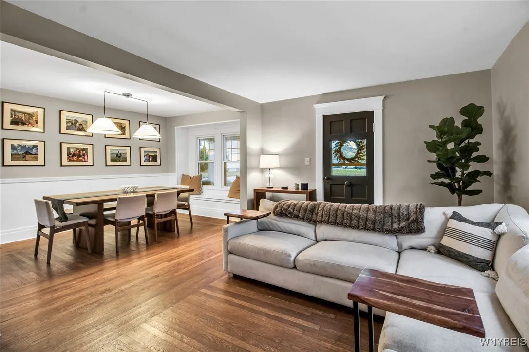 70 South Davis Street, Orchard Park, New York 1412, Orchard Park, New York 14127, 2 Bedrooms Bedrooms, 8 Rooms Rooms,2 BathroomsBathrooms,Residential,For Sale,70 South Davis Street, Orchard Park, New York 1412,0,B1643893