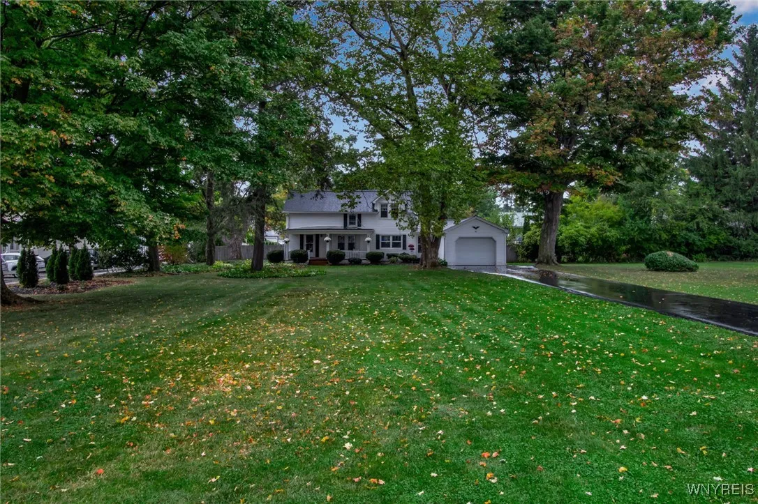70 South Davis Street, Orchard Park, New York 1412, Orchard Park, New York 14127, 2 Bedrooms Bedrooms, 8 Rooms Rooms,2 BathroomsBathrooms,Residential,For Sale,70 South Davis Street, Orchard Park, New York 1412,0,B1643893