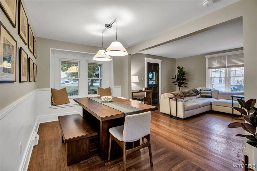 70 South Davis Street, Orchard Park, New York 1412, Orchard Park, New York 14127, 2 Bedrooms Bedrooms, 8 Rooms Rooms,2 BathroomsBathrooms,Residential,For Sale,70 South Davis Street, Orchard Park, New York 1412,0,B1643893