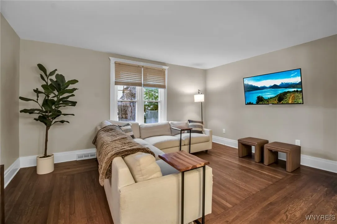 70 South Davis Street, Orchard Park, New York 1412, Orchard Park, New York 14127, 2 Bedrooms Bedrooms, 8 Rooms Rooms,2 BathroomsBathrooms,Residential,For Sale,70 South Davis Street, Orchard Park, New York 1412,0,B1643893