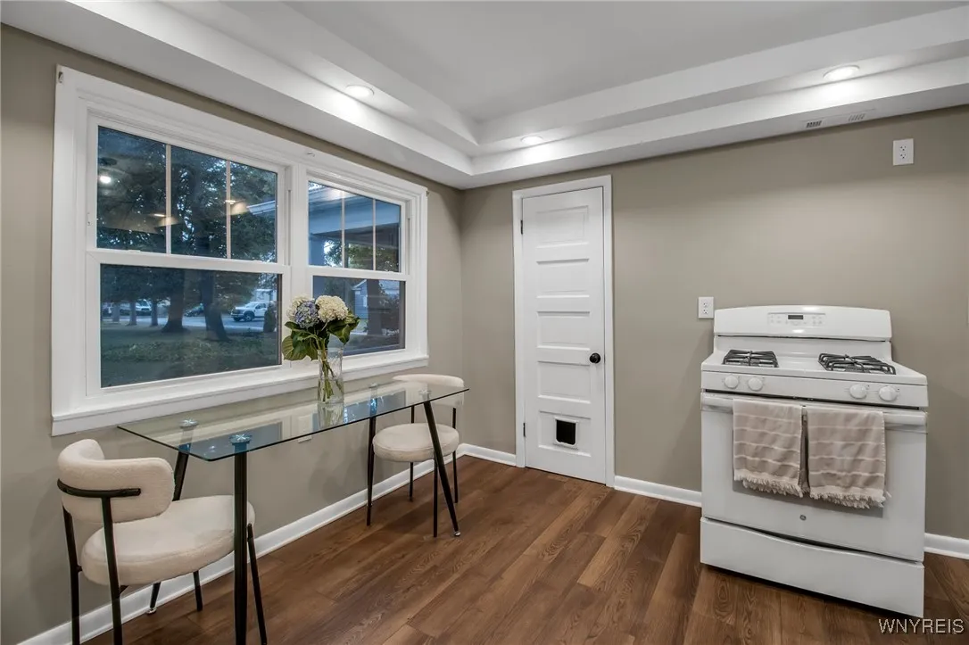 70 South Davis Street, Orchard Park, New York 1412, Orchard Park, New York 14127, 2 Bedrooms Bedrooms, 8 Rooms Rooms,2 BathroomsBathrooms,Residential,For Sale,70 South Davis Street, Orchard Park, New York 1412,0,B1643893