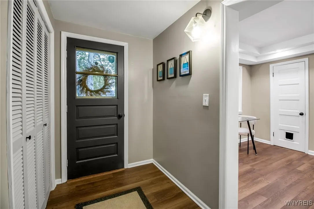 70 South Davis Street, Orchard Park, New York 1412, Orchard Park, New York 14127, 2 Bedrooms Bedrooms, 8 Rooms Rooms,2 BathroomsBathrooms,Residential,For Sale,70 South Davis Street, Orchard Park, New York 1412,0,B1643893