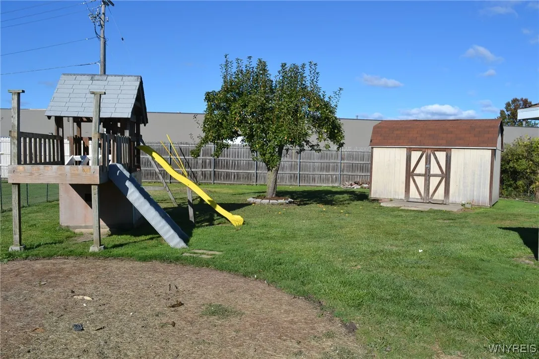 352 Two Mile Creek Road, Tonawanda, New York 14150, Tonawanda, New York 14150, 3 Bedrooms Bedrooms, 5 Rooms Rooms,1 BathroomBathrooms,Residential,Closed,352 Two Mile Creek Road, Tonawanda, New York 14150,0,B1644013