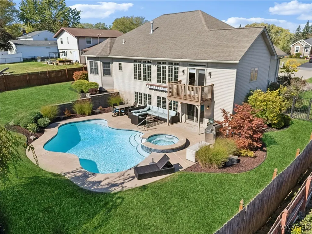960 Foxcroft Road, Grand Island, New York 14072, Grand Island, New York 14072, 3 Bedrooms Bedrooms, 9 Rooms Rooms,3 BathroomsBathrooms,Residential,For Sale,960 Foxcroft Road, Grand Island, New York 14072,0,B1644003