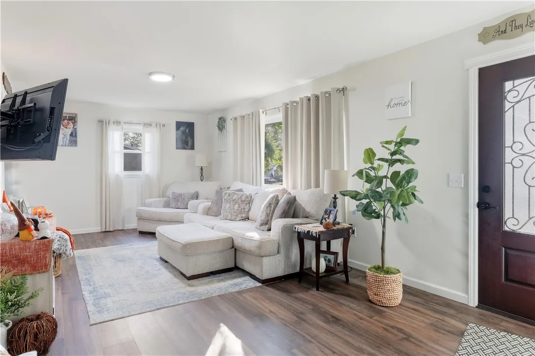 322 Sunset Terrace, Horseheads, New York 14903, Horseheads, New York 14903, 3 Bedrooms Bedrooms, 8 Rooms Rooms,2 BathroomsBathrooms,Residential,For Sale,322 Sunset Terrace, Horseheads, New York 14903,0,R1643977