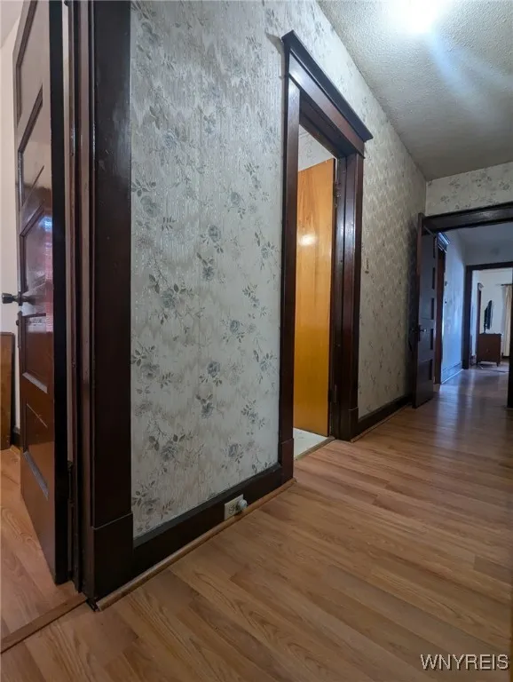 27 Evadene Street, Buffalo, New York 14214, Buffalo, New York 14214, 8 Bedrooms Bedrooms, ,2 BathroomsBathrooms,Residential,For Sale,27 Evadene Street, Buffalo, New York 14214,0,B1642196