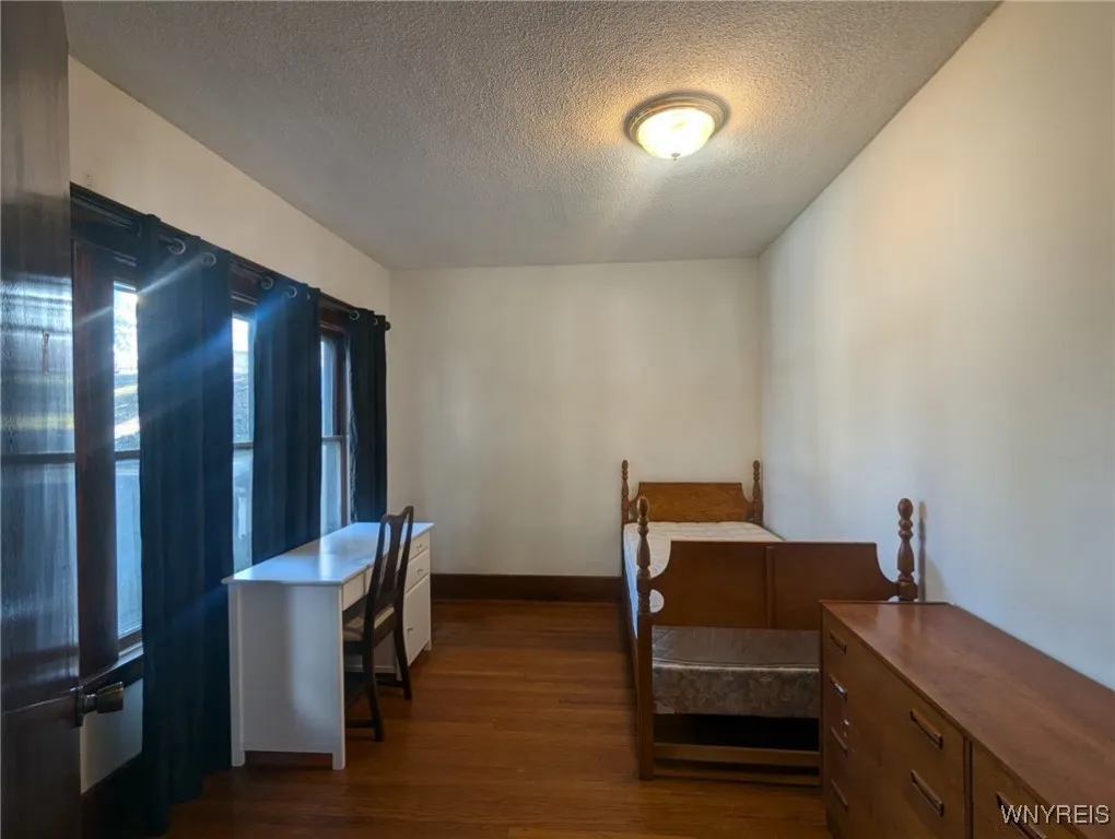 27 Evadene Street, Buffalo, New York 14214, Buffalo, New York 14214, 8 Bedrooms Bedrooms, ,2 BathroomsBathrooms,Residential,For Sale,27 Evadene Street, Buffalo, New York 14214,0,B1642196