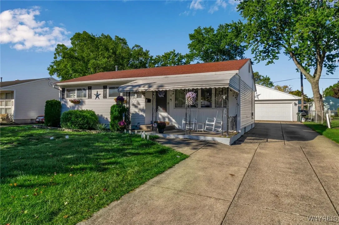 27 Rogers Drive, Cheektowaga, New York 14043, Cheektowaga, New York 14043, 3 Bedrooms Bedrooms, 6 Rooms Rooms,2 BathroomsBathrooms,Residential,Closed,27 Rogers Drive, Cheektowaga, New York 14043,0,B1643988