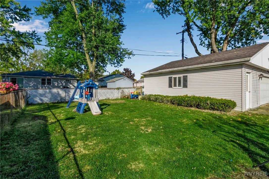 27 Rogers Drive, Cheektowaga, New York 14043, Cheektowaga, New York 14043, 3 Bedrooms Bedrooms, 6 Rooms Rooms,2 BathroomsBathrooms,Residential,Closed,27 Rogers Drive, Cheektowaga, New York 14043,0,B1643988