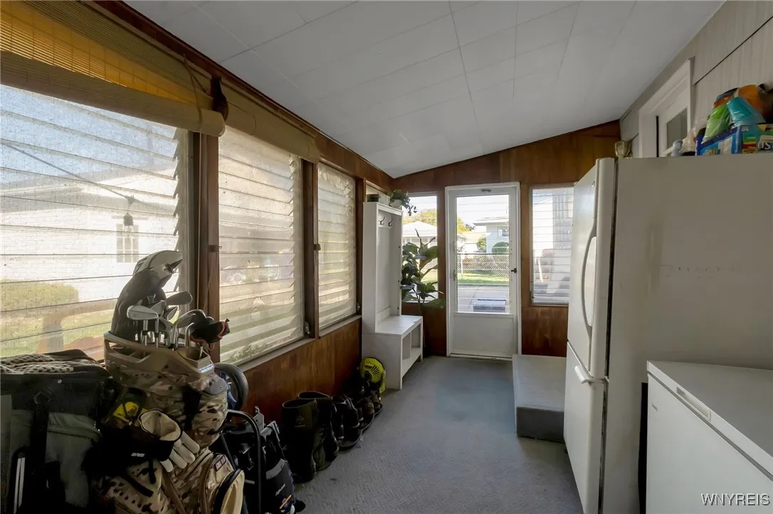 27 Rogers Drive, Cheektowaga, New York 14043, Cheektowaga, New York 14043, 3 Bedrooms Bedrooms, 6 Rooms Rooms,2 BathroomsBathrooms,Residential,Closed,27 Rogers Drive, Cheektowaga, New York 14043,0,B1643988