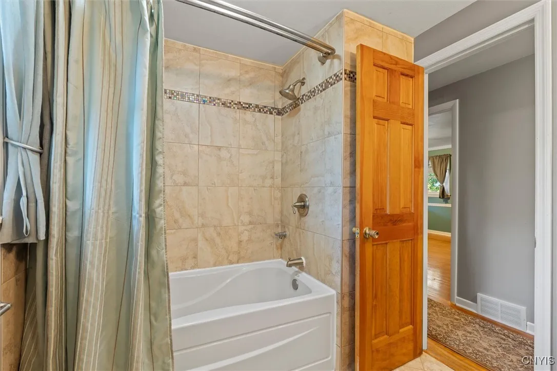 902 Granger Road, Camillus, New York 13219, Camillus, New York 13219, 4 Bedrooms Bedrooms, 9 Rooms Rooms,2 BathroomsBathrooms,Residential,For Sale,902 Granger Road, Camillus, New York 13219,0,S1643863