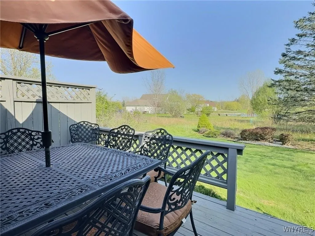 66 Sutherland Court, Clarence, New York 14221, Clarence, New York 14221, 2 Bedrooms Bedrooms, 6 Rooms Rooms,2 BathroomsBathrooms,Residential,For Sale,66 Sutherland Court, Clarence, New York 14221,0,B1644073