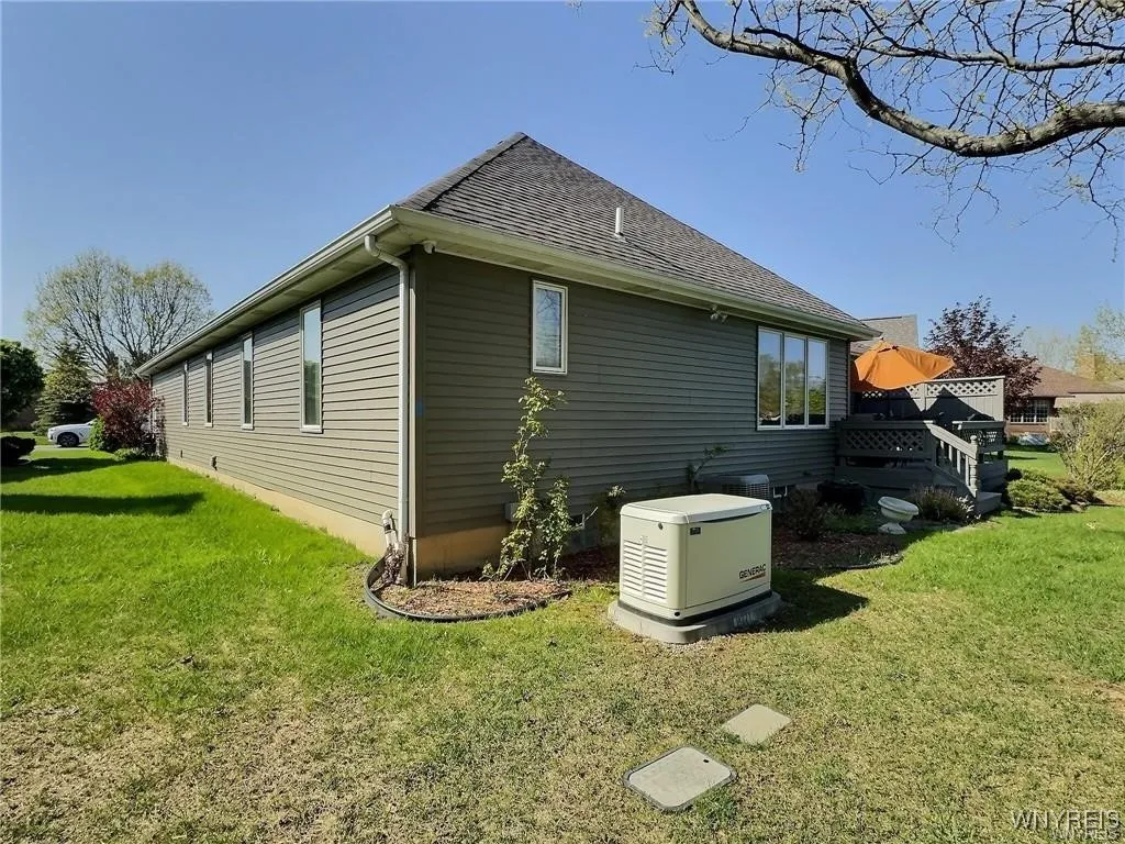 66 Sutherland Court, Clarence, New York 14221, Clarence, New York 14221, 2 Bedrooms Bedrooms, 6 Rooms Rooms,2 BathroomsBathrooms,Residential,For Sale,66 Sutherland Court, Clarence, New York 14221,0,B1644073