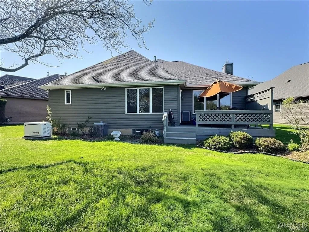66 Sutherland Court, Clarence, New York 14221, Clarence, New York 14221, 2 Bedrooms Bedrooms, 6 Rooms Rooms,2 BathroomsBathrooms,Residential,For Sale,66 Sutherland Court, Clarence, New York 14221,0,B1644073