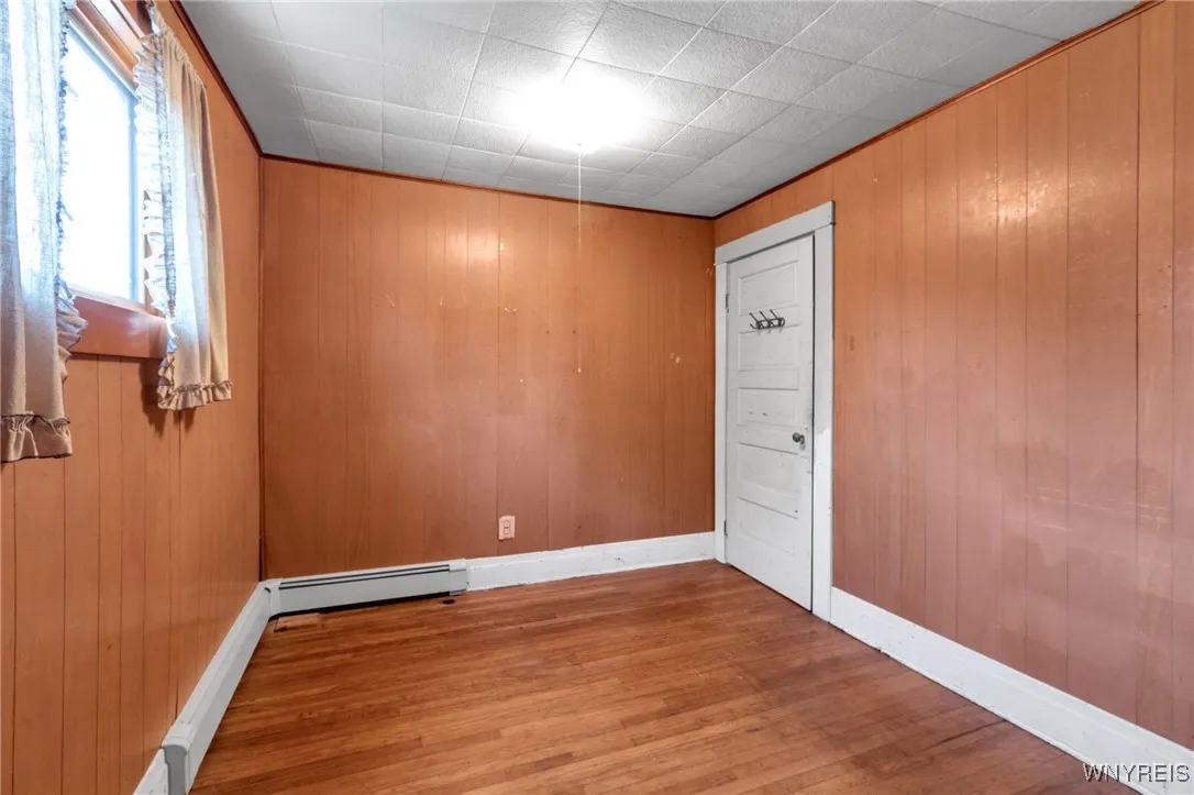 6436 Webster Road, Orchard Park, New York 14127, Orchard Park, New York 14127, 5 Bedrooms Bedrooms, 11 Rooms Rooms,1 BathroomBathrooms,Residential,For Sale,6436 Webster Road, Orchard Park, New York 14127,0,B1643903