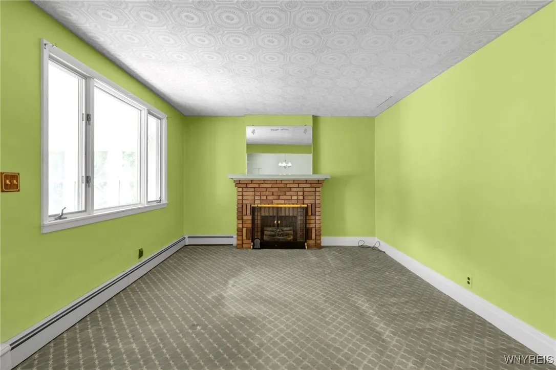 6436 Webster Road, Orchard Park, New York 14127, Orchard Park, New York 14127, 5 Bedrooms Bedrooms, 11 Rooms Rooms,1 BathroomBathrooms,Residential,For Sale,6436 Webster Road, Orchard Park, New York 14127,0,B1643903