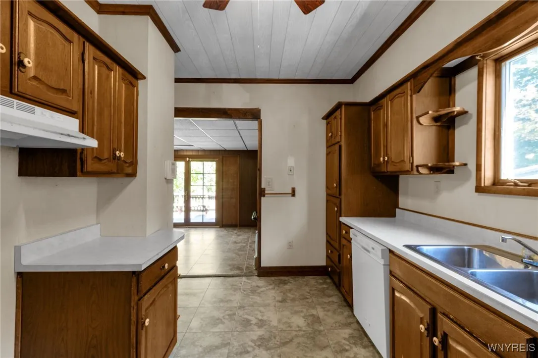 6436 Webster Road, Orchard Park, New York 14127, Orchard Park, New York 14127, 5 Bedrooms Bedrooms, 11 Rooms Rooms,1 BathroomBathrooms,Residential,For Sale,6436 Webster Road, Orchard Park, New York 14127,0,B1643903