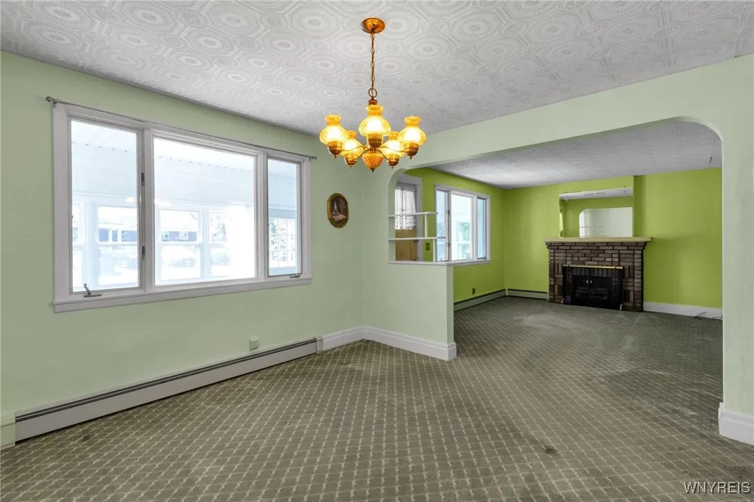 6436 Webster Road, Orchard Park, New York 14127, Orchard Park, New York 14127, 5 Bedrooms Bedrooms, 11 Rooms Rooms,1 BathroomBathrooms,Residential,For Sale,6436 Webster Road, Orchard Park, New York 14127,0,B1643903