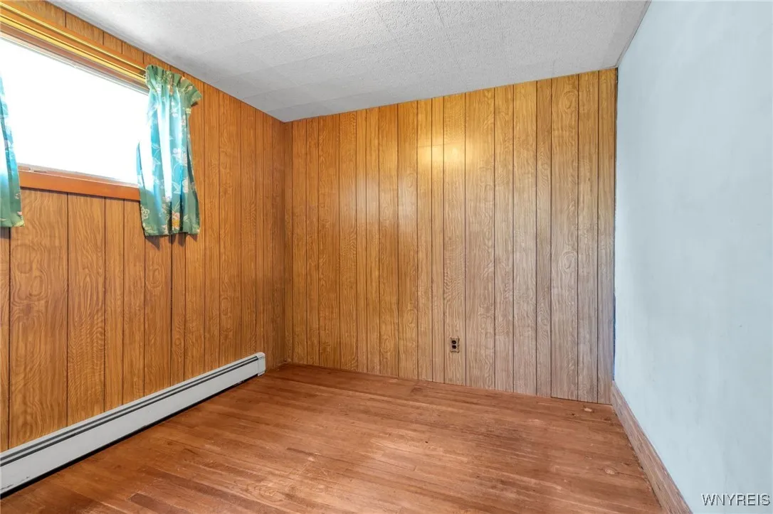 6436 Webster Road, Orchard Park, New York 14127, Orchard Park, New York 14127, 5 Bedrooms Bedrooms, 11 Rooms Rooms,1 BathroomBathrooms,Residential,For Sale,6436 Webster Road, Orchard Park, New York 14127,0,B1643903