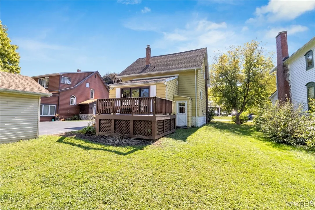 6436 Webster Road, Orchard Park, New York 14127, Orchard Park, New York 14127, 5 Bedrooms Bedrooms, 11 Rooms Rooms,1 BathroomBathrooms,Residential,For Sale,6436 Webster Road, Orchard Park, New York 14127,0,B1643903