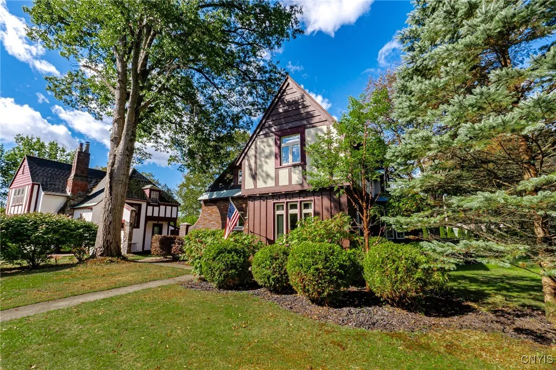 1503 North George Street, Rome, New York 13440, Rome, New York 13440, 4 Bedrooms Bedrooms, 9 Rooms Rooms,1 BathroomBathrooms,Residential,For Sale,1503 North George Street, Rome, New York 13440,0,S1642838