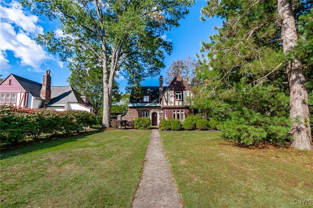 1503 North George Street, Rome, New York 13440, Rome, New York 13440, 4 Bedrooms Bedrooms, 9 Rooms Rooms,1 BathroomBathrooms,Residential,For Sale,1503 North George Street, Rome, New York 13440,0,S1642838