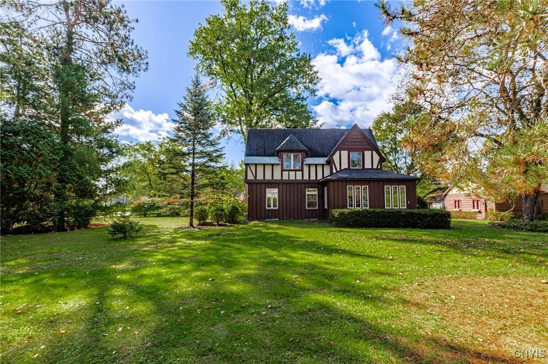 1503 North George Street, Rome, New York 13440, Rome, New York 13440, 4 Bedrooms Bedrooms, 9 Rooms Rooms,1 BathroomBathrooms,Residential,For Sale,1503 North George Street, Rome, New York 13440,0,S1642838
