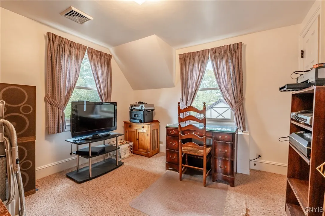 1503 North George Street, Rome, New York 13440, Rome, New York 13440, 4 Bedrooms Bedrooms, 9 Rooms Rooms,1 BathroomBathrooms,Residential,For Sale,1503 North George Street, Rome, New York 13440,0,S1642838