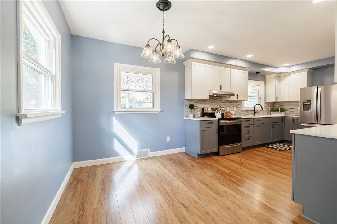 1829 Middle Road, Rush, New York 14543, Rush, New York 14543, 3 Bedrooms Bedrooms, 6 Rooms Rooms,1 BathroomBathrooms,Residential,For Sale,1829 Middle Road, Rush, New York 14543,0,R1642994