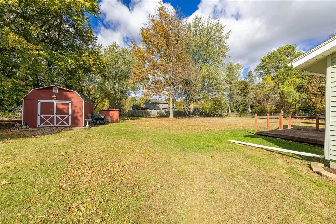 1829 Middle Road, Rush, New York 14543, Rush, New York 14543, 3 Bedrooms Bedrooms, 6 Rooms Rooms,1 BathroomBathrooms,Residential,For Sale,1829 Middle Road, Rush, New York 14543,0,R1642994