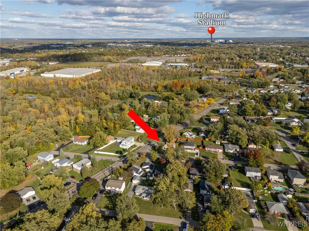 4096 Bayview Road, Hamburg, New York 14219, Hamburg, New York 14219, 3 Bedrooms Bedrooms, 7 Rooms Rooms,1 BathroomBathrooms,Residential,For Sale,4096 Bayview Road, Hamburg, New York 14219,0,B1643876