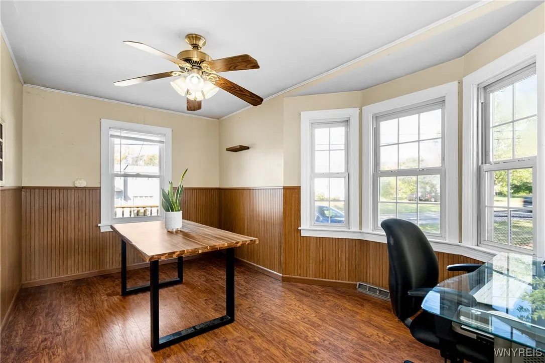4096 Bayview Road, Hamburg, New York 14219, Hamburg, New York 14219, 3 Bedrooms Bedrooms, 7 Rooms Rooms,1 BathroomBathrooms,Residential,For Sale,4096 Bayview Road, Hamburg, New York 14219,0,B1643876