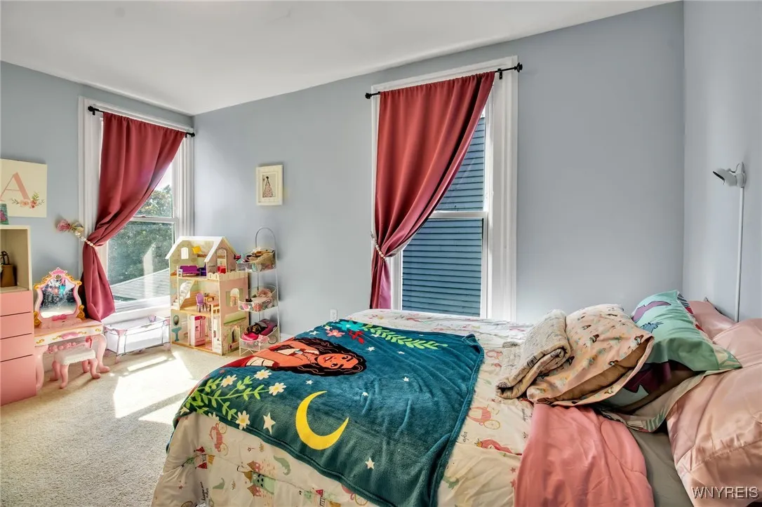 364 Hudson Street, Buffalo, New York 14201, Buffalo, New York 14201, 5 Bedrooms Bedrooms, 12 Rooms Rooms,2 BathroomsBathrooms,Residential,For Sale,364 Hudson Street, Buffalo, New York 14201,0,B1642905