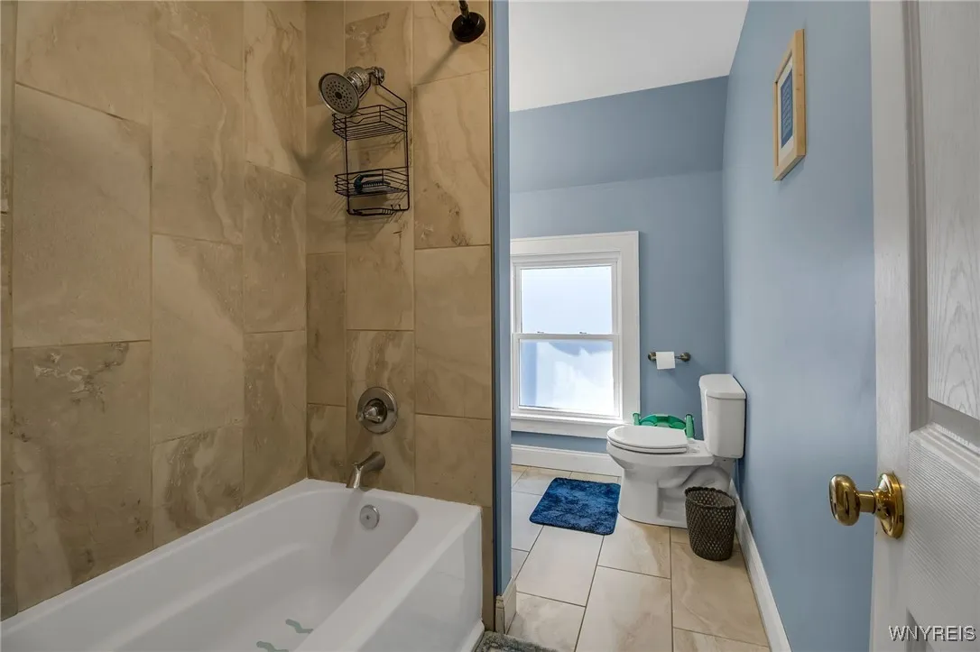 364 Hudson Street, Buffalo, New York 14201, Buffalo, New York 14201, 5 Bedrooms Bedrooms, ,2 BathroomsBathrooms,Residential,For Sale,364 Hudson Street, Buffalo, New York 14201,0,B1642900