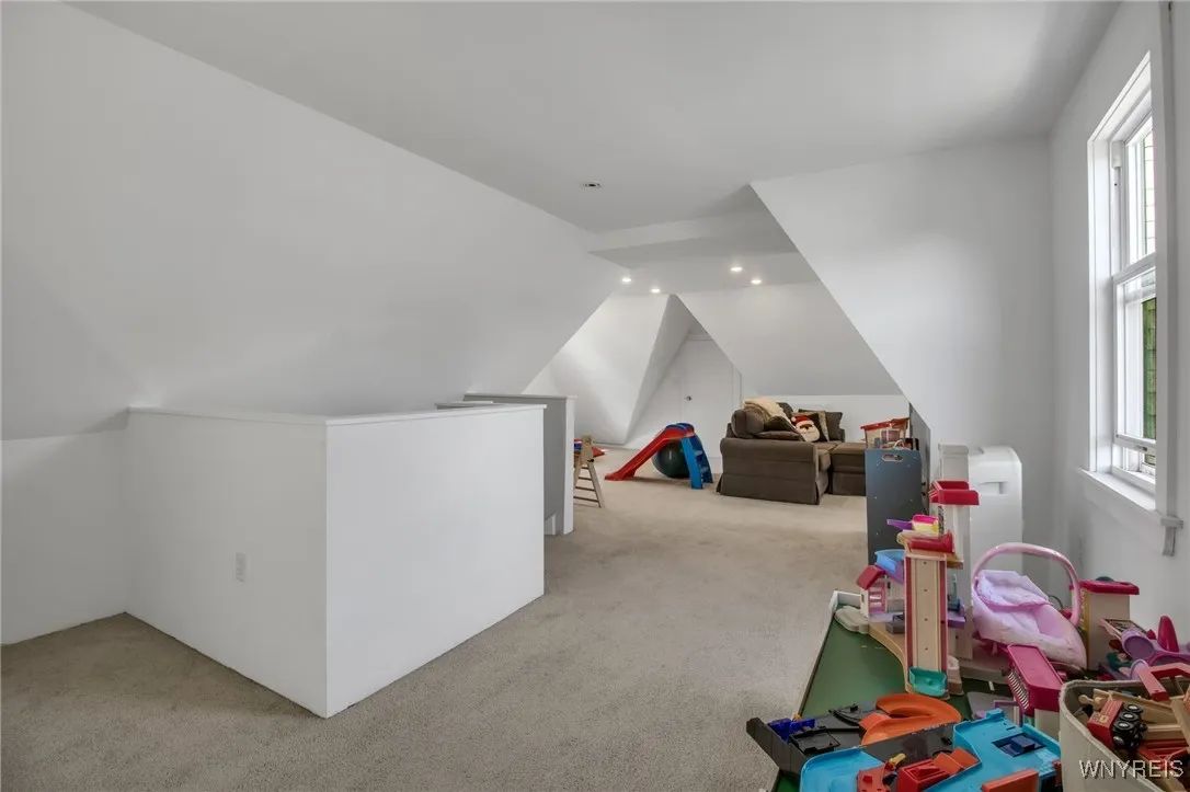 364 Hudson Street, Buffalo, New York 14201, Buffalo, New York 14201, 5 Bedrooms Bedrooms, ,2 BathroomsBathrooms,Residential,For Sale,364 Hudson Street, Buffalo, New York 14201,0,B1642900