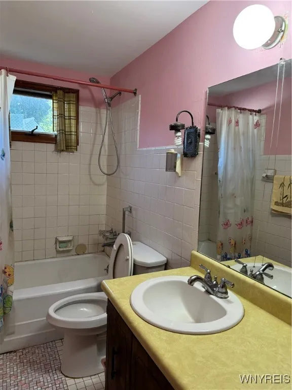 78 High View, Buffalo, New York 14220, Buffalo, New York 14220, 3 Bedrooms Bedrooms, 6 Rooms Rooms,1 BathroomBathrooms,Residential,Closed,78 High View, Buffalo, New York 14220,0,B1643979