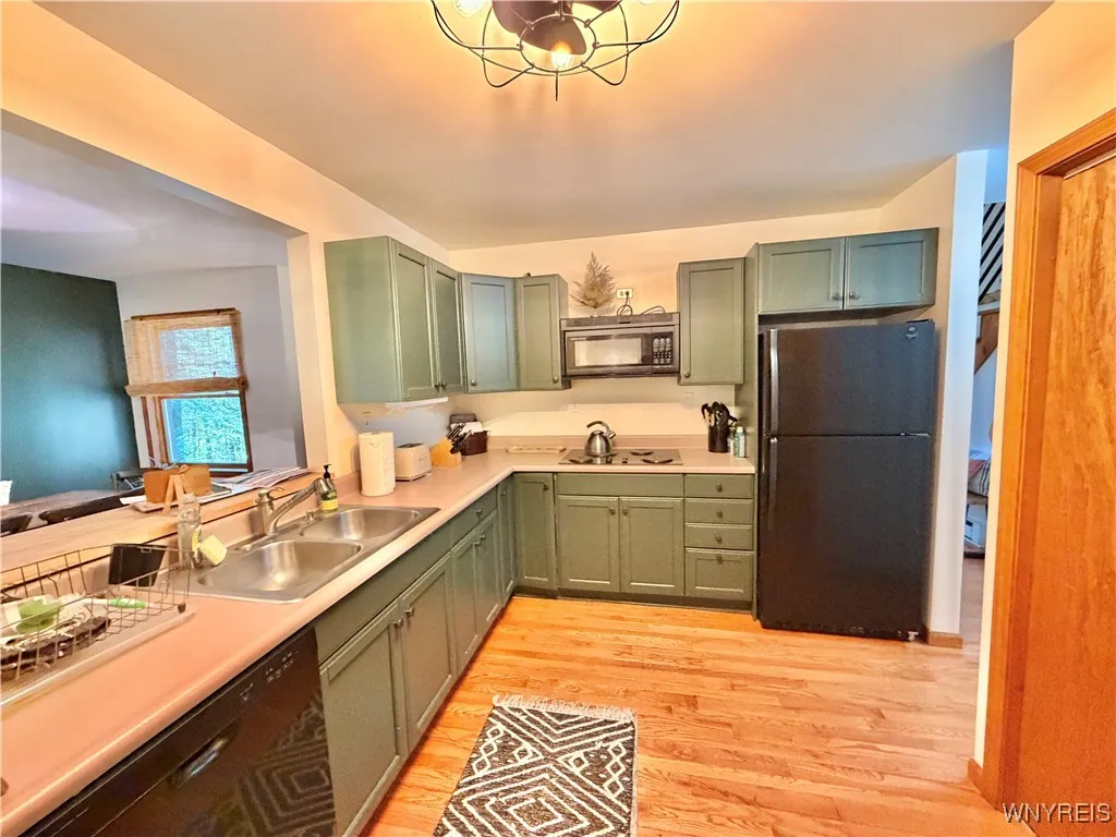 3662 Forest Hill Road, Great Valley, New York 1474, Great Valley, New York 14748, 3 Bedrooms Bedrooms, 6 Rooms Rooms,1 BathroomBathrooms,Residential,For Sale,3662 Forest Hill Road, Great Valley, New York 1474,0,B1643929