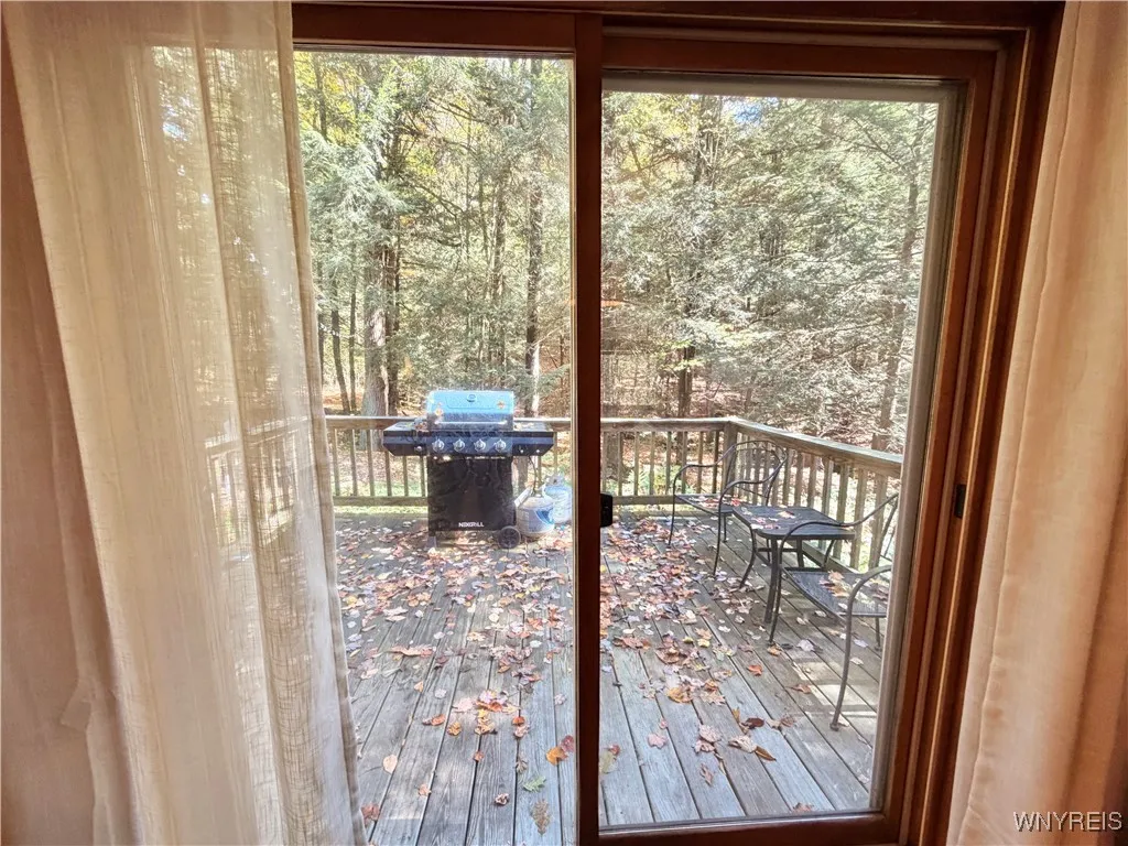 3662 Forest Hill Road, Great Valley, New York 1474, Great Valley, New York 14748, 3 Bedrooms Bedrooms, 6 Rooms Rooms,1 BathroomBathrooms,Residential,For Sale,3662 Forest Hill Road, Great Valley, New York 1474,0,B1643929