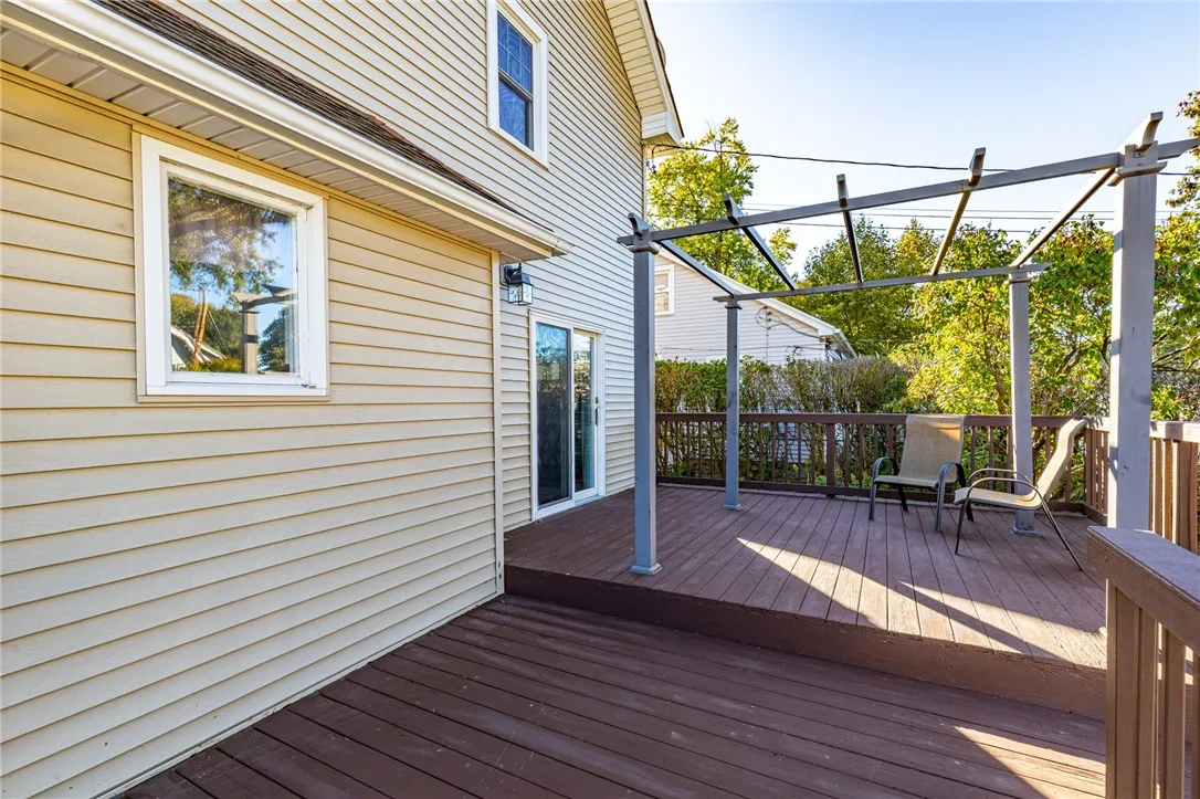 10 Chimayo Road, Irondequoit, New York 14617, Irondequoit, New York 14617, 3 Bedrooms Bedrooms, 7 Rooms Rooms,2 BathroomsBathrooms,Residential,Closed,10 Chimayo Road, Irondequoit, New York 14617,0,R1643905